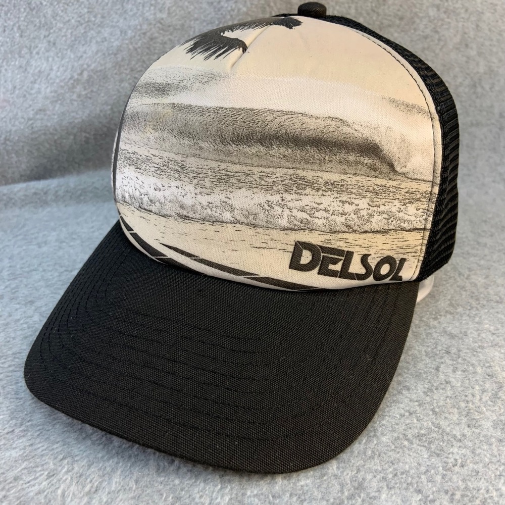 Del Sol Ocean Wave Graphic Mens Black Trucker Hat Snapback Mesh OSFM